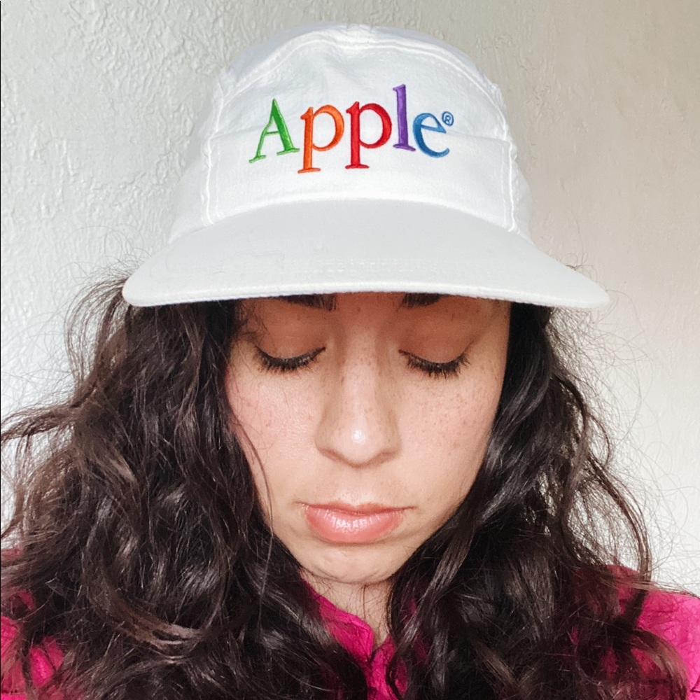 VINTAGE! White Apple 5panel Word baseball cap